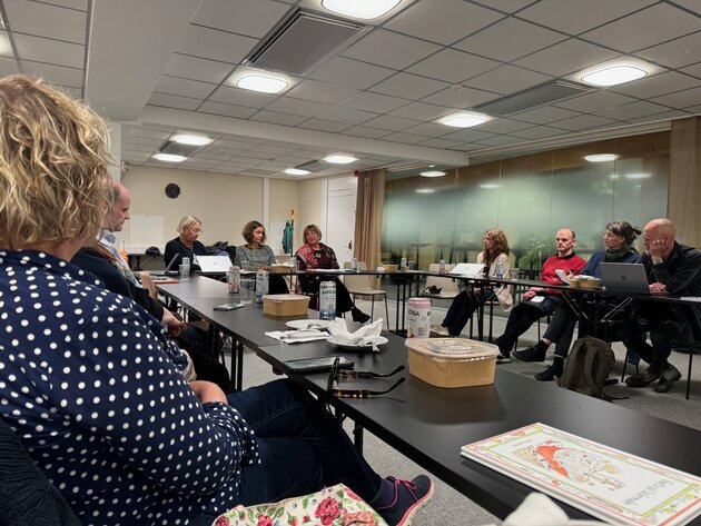 Gruppbild på konferensdeltagare